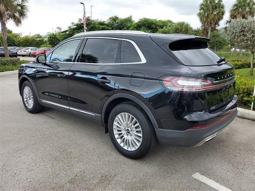 2020 Lincoln Nautilus Standard