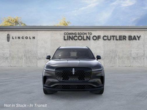 Infinite Black Metallic Clearcoat 2026 Lincoln Aviator Reserve
