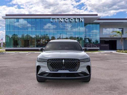 Gray Matter Metallic Clearcoat 2026 Lincoln Nautilus Premiere
