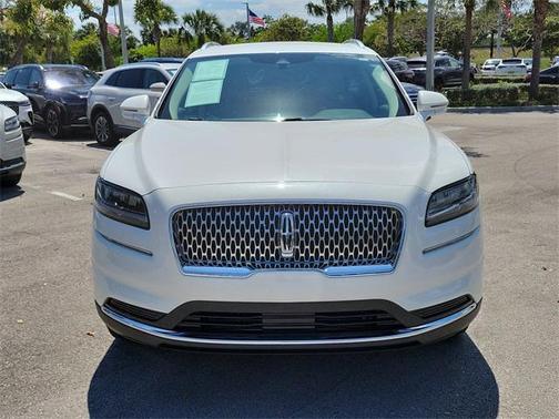 2022 Lincoln Nautilus Standard