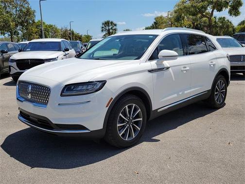 2022 Lincoln Nautilus Standard
