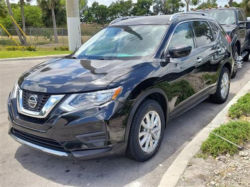 2020 Nissan Rogue SV