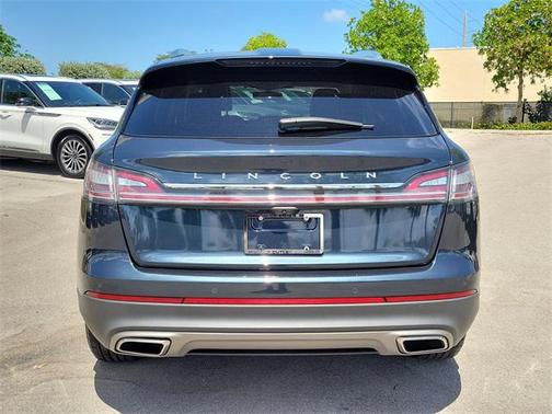 2022 Lincoln Nautilus Standard