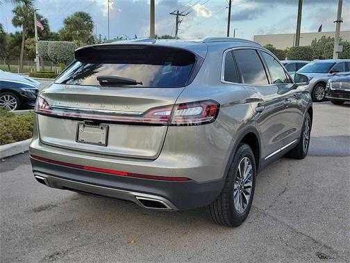 2023 Lincoln Nautilus Standard