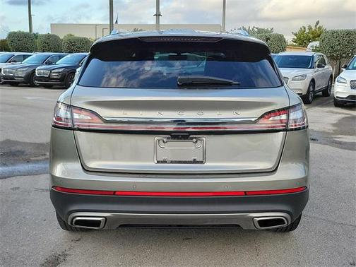 2023 Lincoln Nautilus Standard