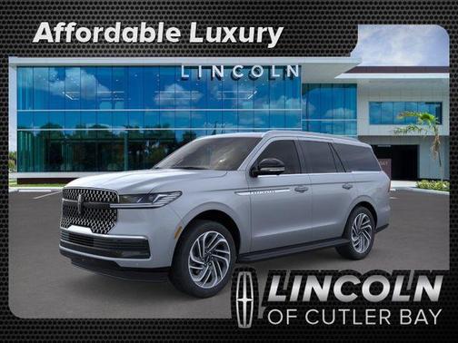 Gray Mist Metallic Tri-Coat 2026 Lincoln Navigator Premiere