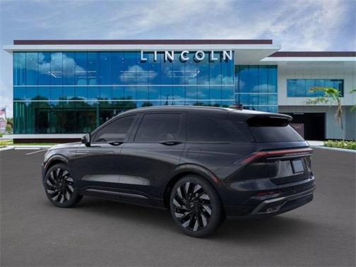 2025 Lincoln Nautilus Reserve