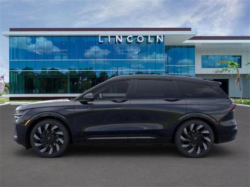 2025 Lincoln Nautilus Reserve