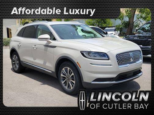 Ceramic Pearl Metallic Tinted Clearcoat 2022 Lincoln Nautilus Standard