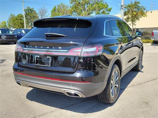 2023 Lincoln Nautilus Standard