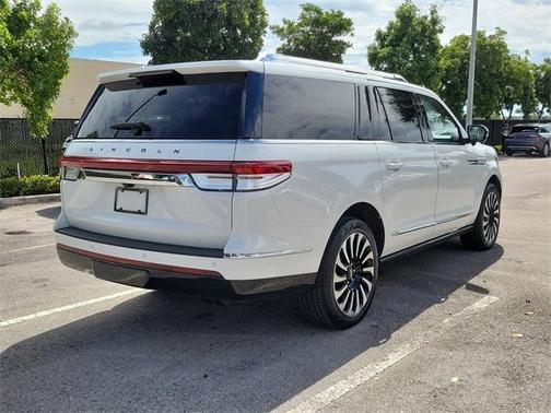 2024 Lincoln Navigator Black Label