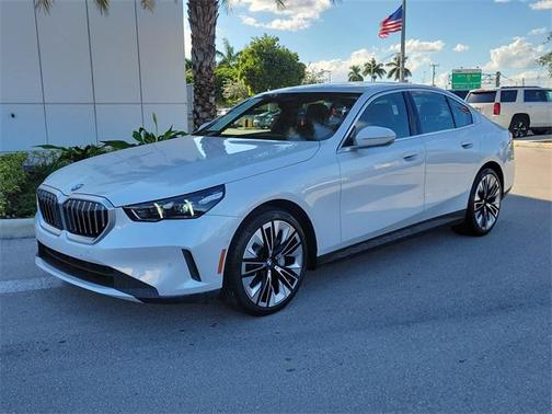 2024 BMW 530 530i