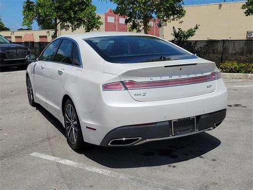 2017 Lincoln MKZ Premiere