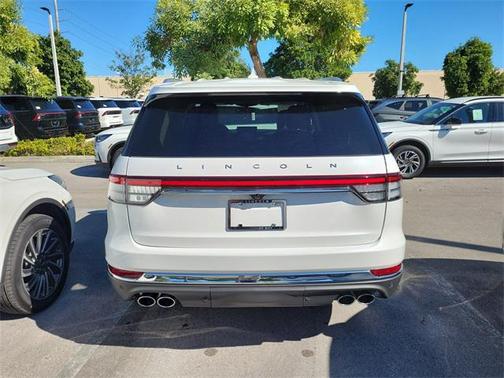 2024 Lincoln Aviator Premiere