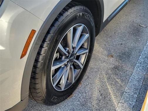 2022 Lincoln Nautilus Standard