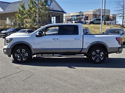 2023 Nissan Titan Platinum Reserve