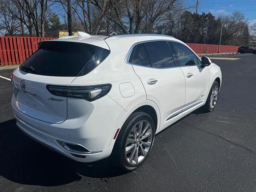2022 Buick Envision FWD Avenir