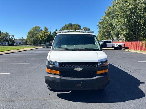 2024 Chevrolet Express 2500 RWD 2500 Regular Wheelbase WT