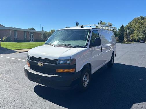 2024 Chevrolet Express 2500 RWD 2500 Regular Wheelbase WT