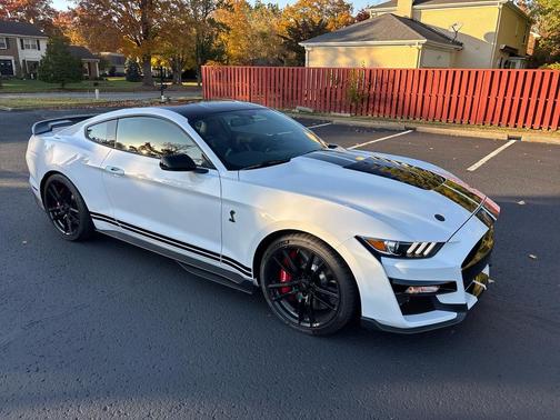 2020 Ford Shelby GT500 Base