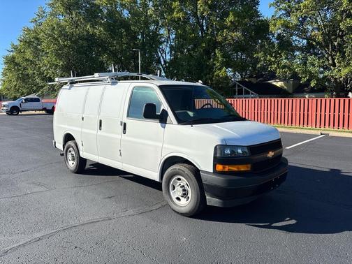2024 Chevrolet Express 2500 RWD 2500 Regular Wheelbase WT