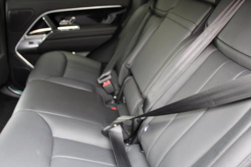 2025 Land Rover Range Rover P530 SE SWB