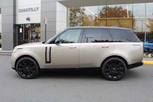 2025 Land Rover Range Rover P530 SE SWB