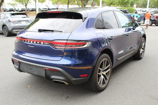 2022 Porsche Macan 4DR AWD