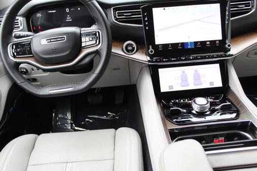 2023 Jeep Grand Wagoneer 4DR 4WD