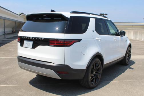 2025 Land Rover Discovery S
