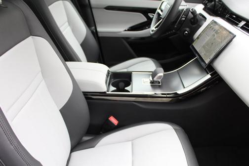 2026 Land Rover Range Rover Evoque Dynamic SE