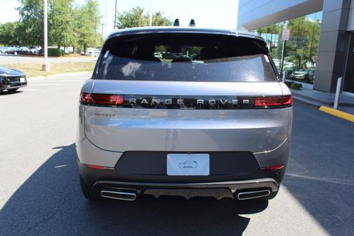 2025 Land Rover Range Rover Sport SE