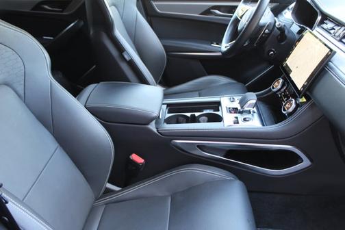 2025 Jaguar F-PACE R-Dynamic S