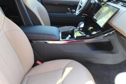 2025 Land Rover Range Rover Sport Dynamic SE