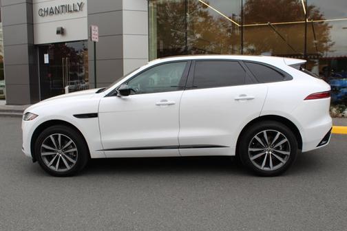 2025 Jaguar F-PACE P250 R-Dynamic S