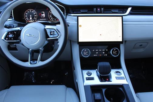 2025 Jaguar F-PACE P250 R-Dynamic S
