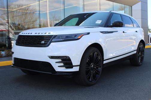 2026 Land Rover Range Rover Velar Dynamic SE