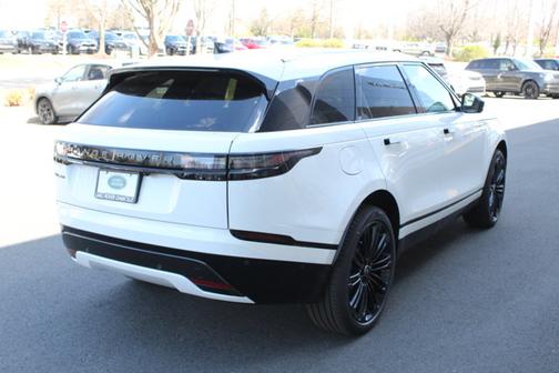 2026 Land Rover Range Rover Velar Dynamic SE