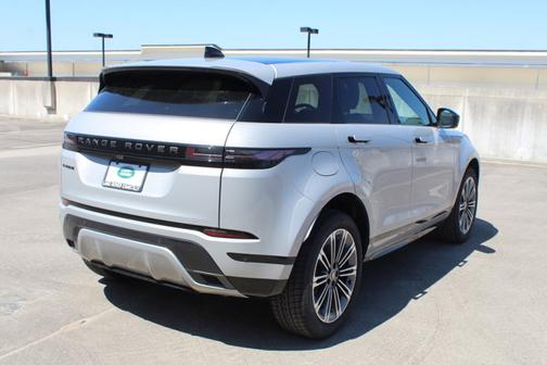 2026 Land Rover Range Rover Evoque Dynamic SE