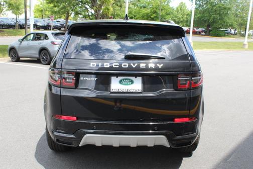 2025 Land Rover Discovery Sport S