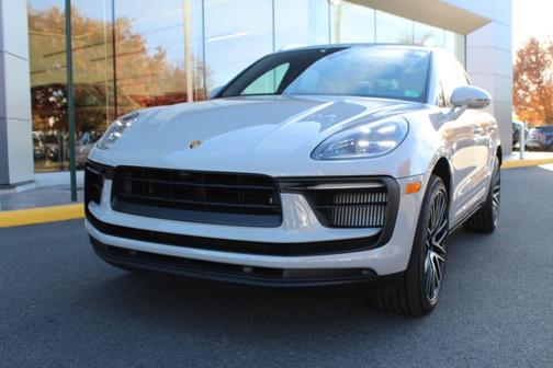 2022 Porsche Macan S