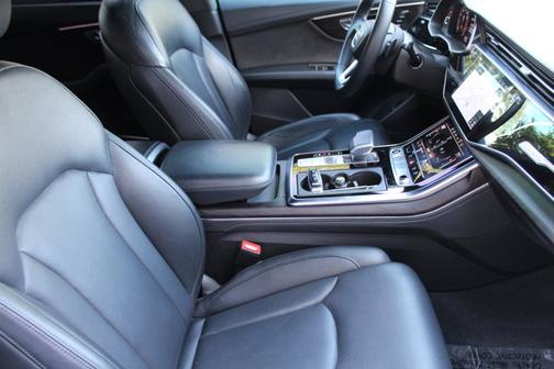 2021 Audi Q8 Prestige