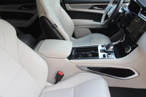 2025 Jaguar F-PACE R-Dynamic S