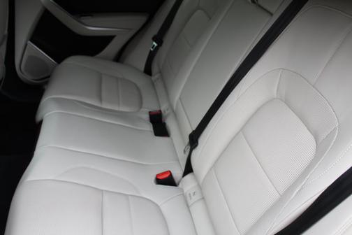 2025 Jaguar F-PACE R-Dynamic S