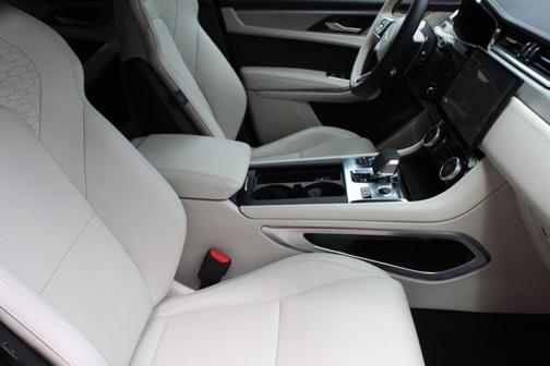 2025 Jaguar F-PACE R-Dynamic S