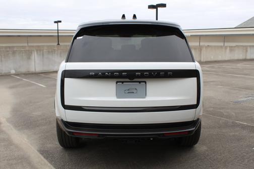 2025 Land Rover Range Rover P530 Autobiography SWB