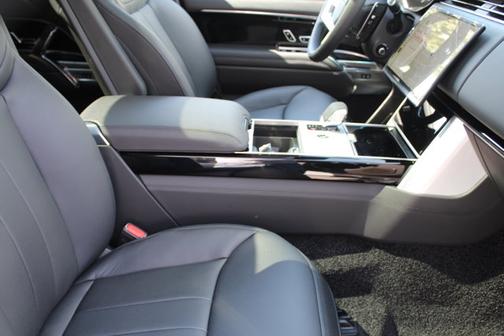 2025 Land Rover Range Rover Autobiography