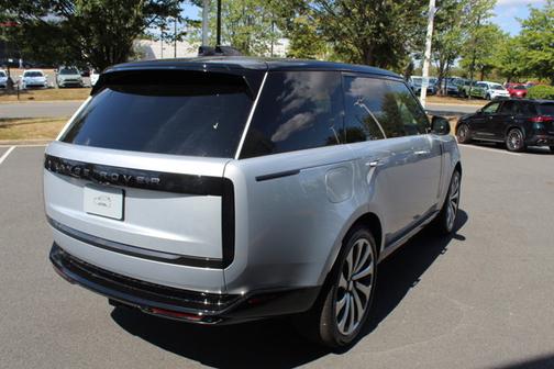 2025 Land Rover Range Rover Autobiography