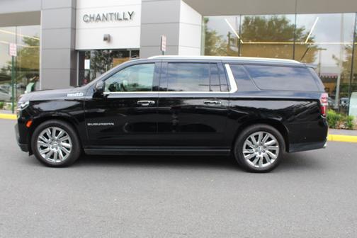 2021 Chevrolet Suburban High Country