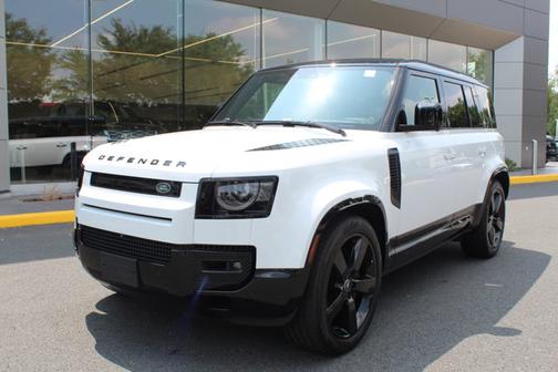 2025 Land Rover Defender X-Dynamic SE